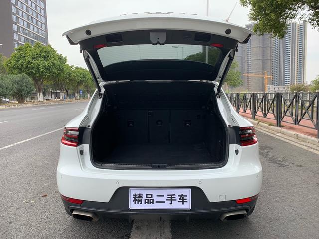 Certificated Pre-Owned Porsche Macan 2016 Macan 2.0T - u22642013