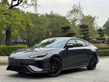 Certificated Pre-Owned Changan UNI-V 2025 Third Generation 2.0T Jingqing Edition - u22260964