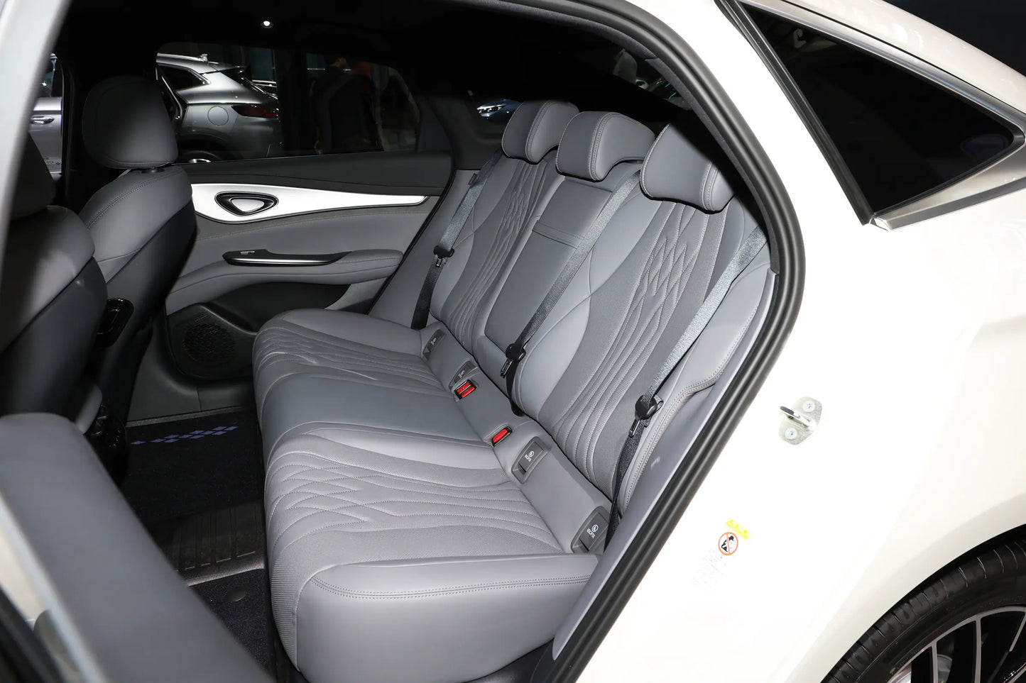 BYD Seal 07DM - Híbrido PHEV