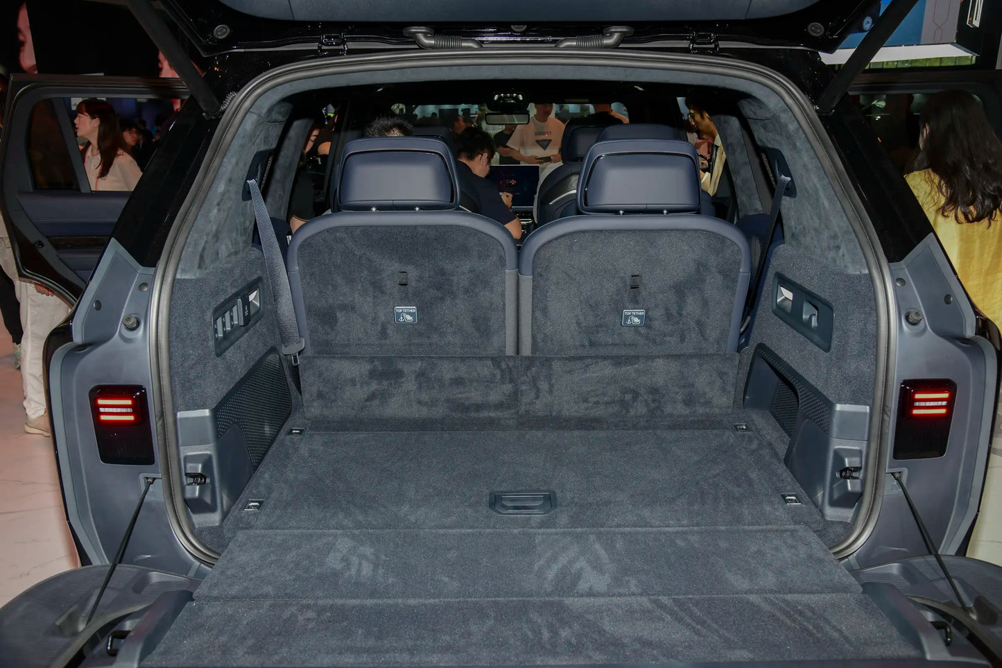 ZEEKR ZEEKR 9X - Híbrido PHEV