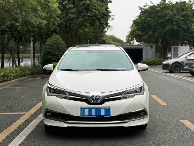 Certificated Pre-Owned GAC Toyota Corolla 2017 Refreshed Hybrid 1.8L E-CVT Leading Edition, China V Emission Standard -u22112644