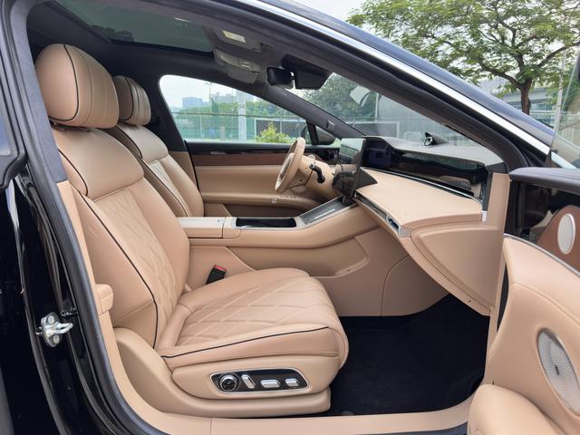 Pre-Owned Huawei Stelato(Xiangjie) S9 2024 Pure Electric Four-Wheel Drive Ultra