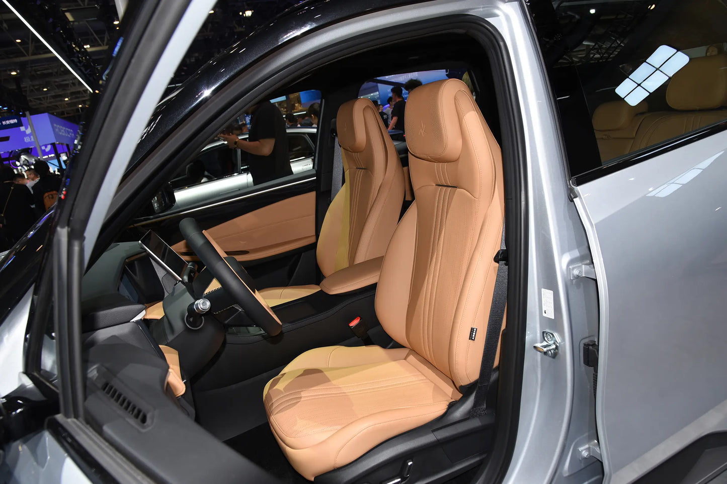 Geely Galaxy Galaxy L7 - Híbrido PHEV