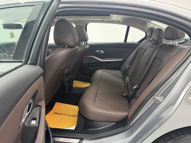 Certificated Pre-Owned BMW i3 2023 eDrive 40 L Night Edition Package -u22397405