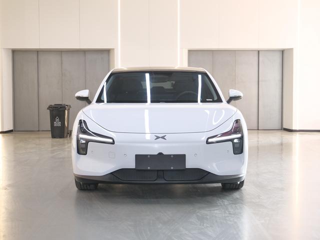 طائرة XPENG MONA M03 2024 620 فائقة المدى، معتمدة ومستعملة - u21952943