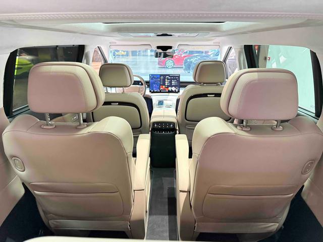 سيارة XPENG X9 2024 640 4WD عالية الأداء Max-u22017937 مستعملة معتمدة