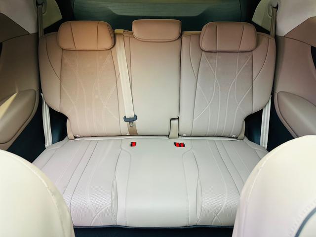 Certificated Pre-Owned XPENG X9 2025 Edition Pure Electric 740 Ultra Long Range Maxu21467261