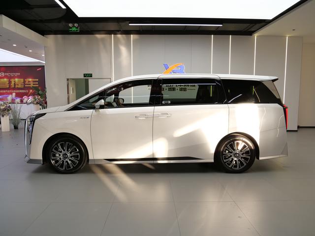 Certificated Pre-Owned GAC Trumpchi E9 PHEV 2025 2.0TM Super Fast Charging Premium Edition -u22100793