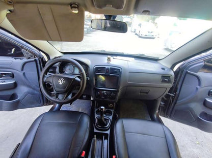 سيارة فينغوانغ 330 موديل 2016، سعة 1.5 لتر، ناقل حركة يدوي، إصدار المتعة، معتمدة ومستعملة، DK15 - u21753911