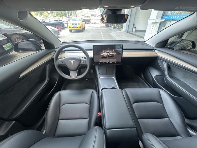 Pre-Owned Tesla Model 3 2022 Rear-Wheel Drive Edition