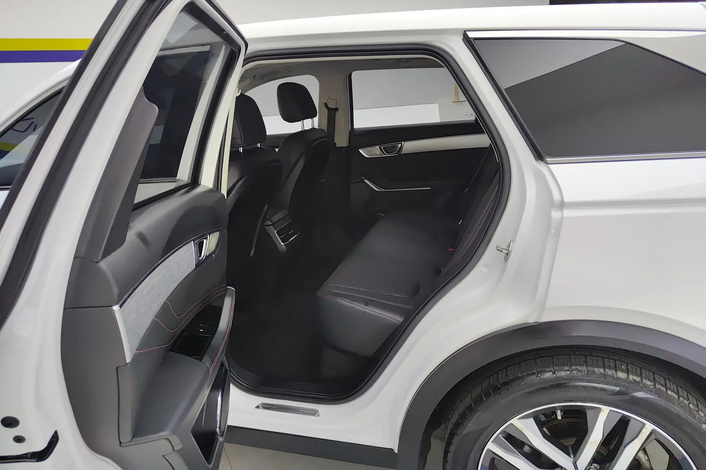 Certificated Pre-Owned FAW Bestune T99 2020 20TD Automatic Sports Premium Edition - u22745989