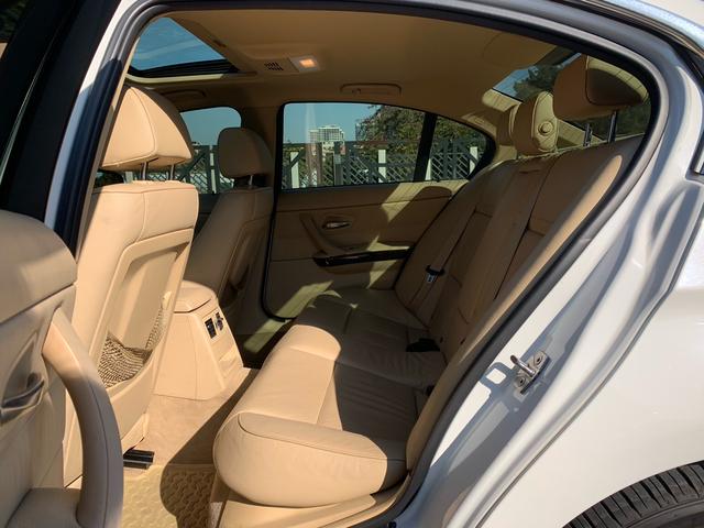 Certificated Pre-Owned BMW 3 Series 2011 320i Fashion Model - u22441602