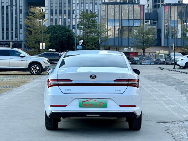 Certificated Pre-Owned BYD Qin Pro DM 2019 Super Power Edition 1.5TI Automatic Intelligent Connectivity Dynamic Elegant Model National VI -u22349514