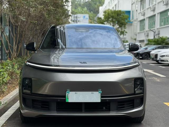 Pre - Owned 2023 Li L8 Pro Edition