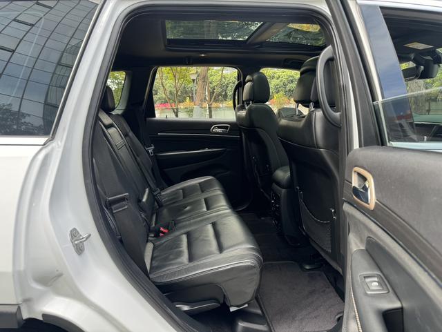 Certificated Pre-Owned Jeep Grand Cherokee 2016 3.0L Elite Navigation Edition - u22716413