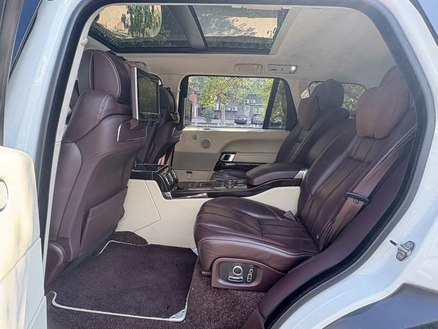 Certificated Pre-Owned Range Rover 2016 3.0 V6 SC Vogue SE Extended Wheelbase Autobiography - u22433410