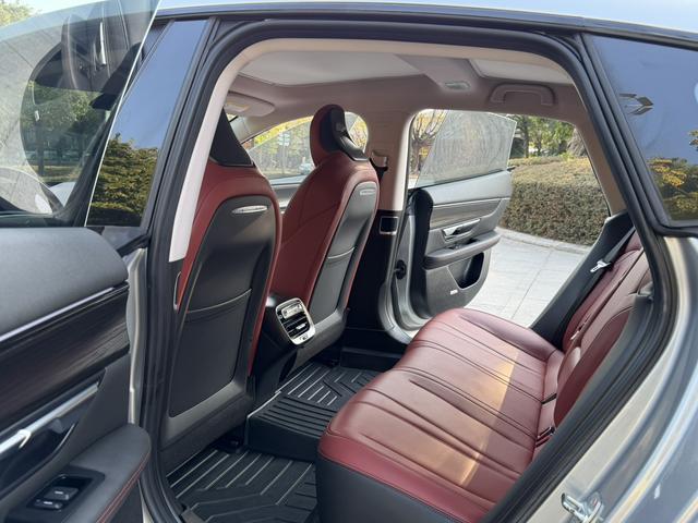 Certificated Pre-Owned XPENG P7 2022 Edition 586G -u22451226