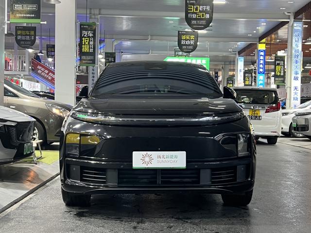 Certificated Pre-Owned Li Auto L7 2023 Pro Edition -u22708131