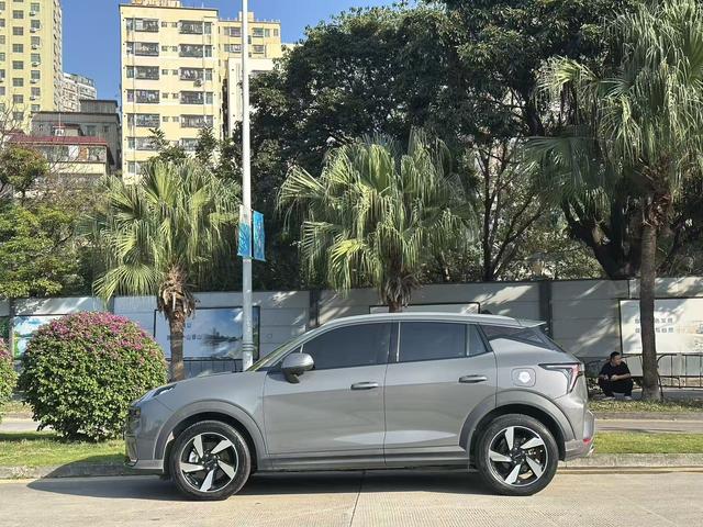 Certificated Pre-Owned Lynk & Co 06 EM-P 2020 Plus -u22056591