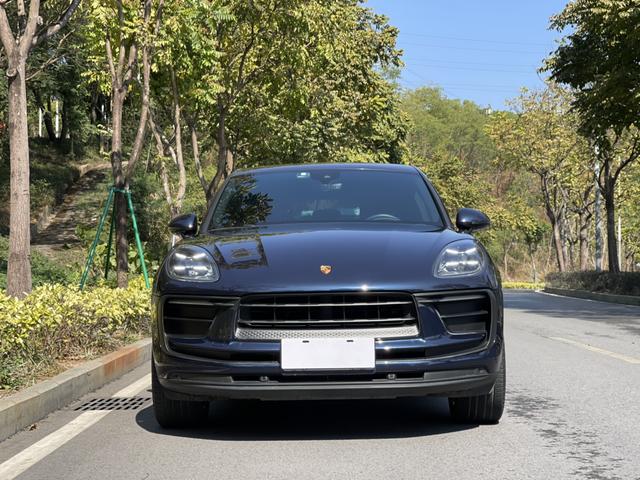 Certificated Pre-Owned 2023 Porsche Macan 2.0T - u22670465