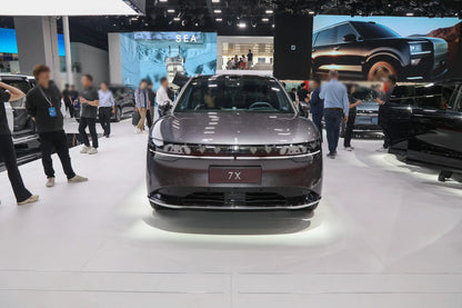 ZEEKR 7X