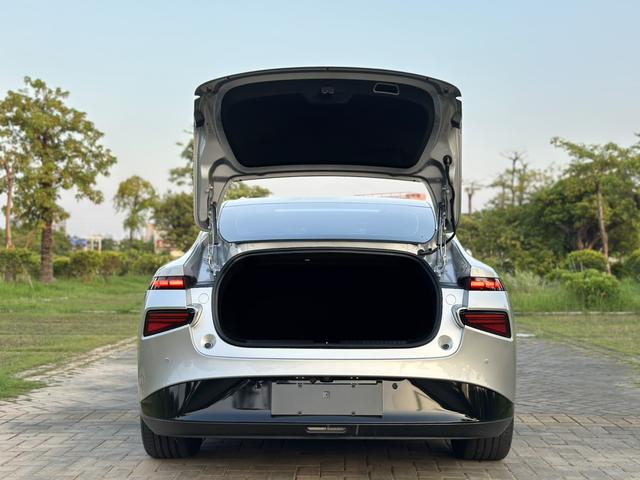 Certificated Pre-Owned XPENG P7 2023 586Eu20364172