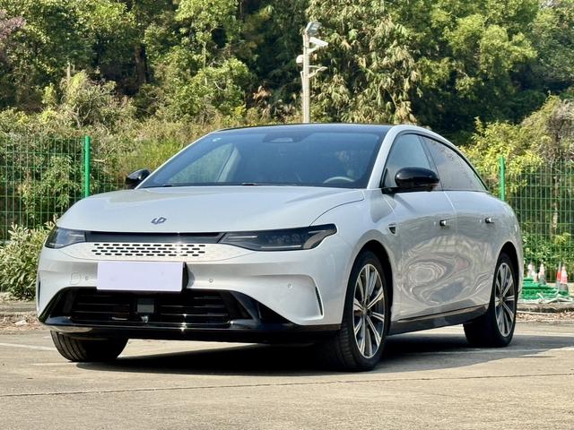 Certificated Pre-Owned Leapmotor C01 2023 Extended-Range 316 Intelligent Enjoyment Edition -u22219374