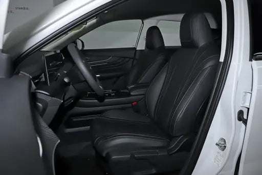 Dongfeng Nissan Venucia Grand V