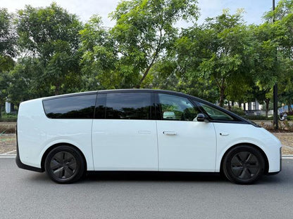 Gebraucht Li Auto MEGA 2024 Ultra Version