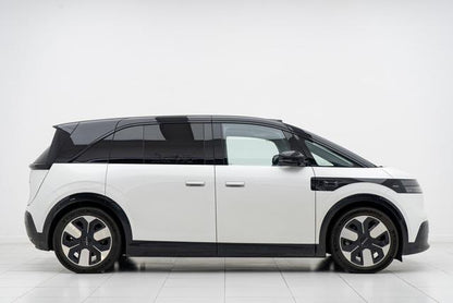 Pre-Owned ZEEKR MIX 2025 Model 102kWh Long-Range Intelligent Driving Version