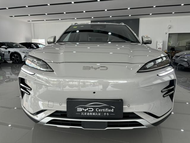 Pre-Owned BYD Song PLUS EV 2025 Smart Driving Version 520KM Premium Type