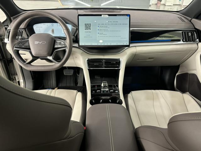 Pre-Owned BYD Song PLUS EV 2025 Smart Driving Version 520KM Premium Type