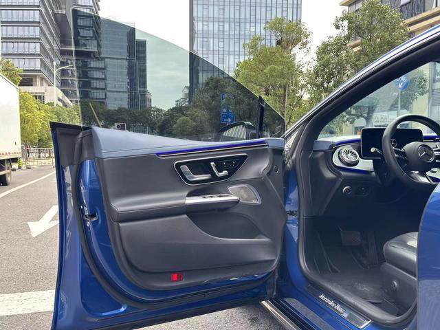 Pre-Owned 2022 Mercedes-Benz EQE 350 First Edition