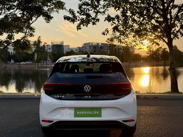 Pre-Owned Volkswagen ID.3 2025 Facelift Smart Version Ultimate Edition