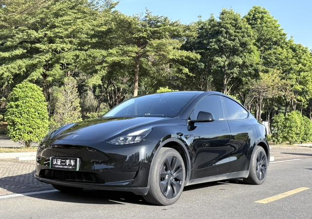 Pre-Owned Model Y 2023 Rear-Wheel Drive Edition