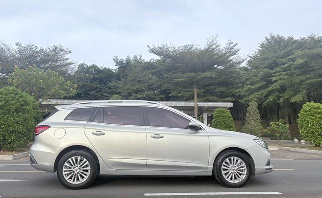 Pre-Owned Roewe Ei5 2018 Internet Flagship Edition