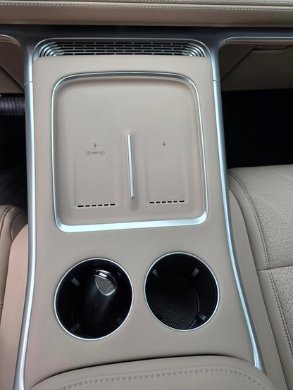 Pre - Owned XPENG G9 2025 Model 680 Long - Range Four - Wheel Drive Max