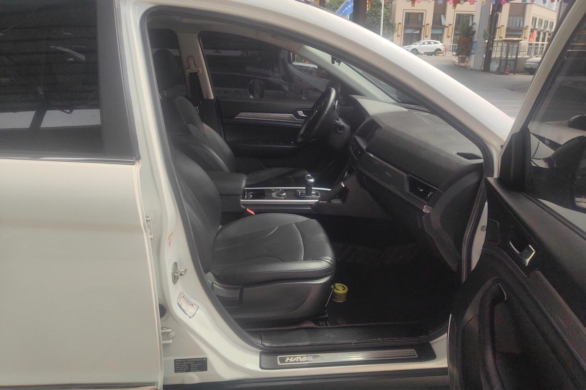 Certificated Used GWM H6 2018 Model Red Badge Sport Edition 1.5T Automatic Two-Wheel Drive Elite Type