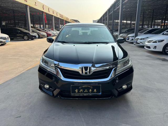 Certificated Used Crider 2013 Model 1.8L Automatic Luxury Edition