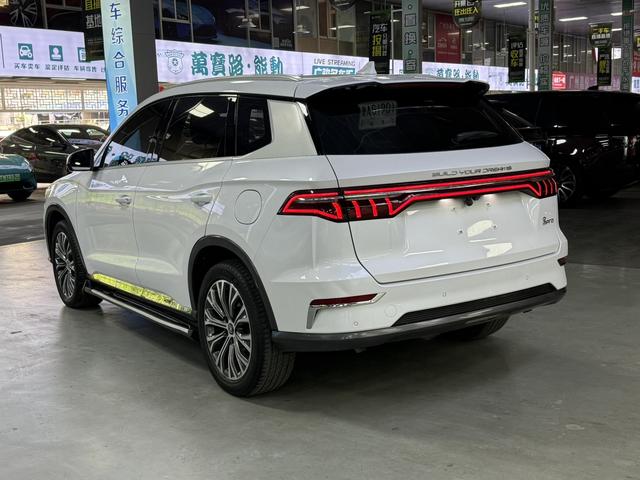 BYD Song Pro DM 2019 DM 1.5T à quatre roues motrices, version Performance et Confort, d'occasion certifiée.