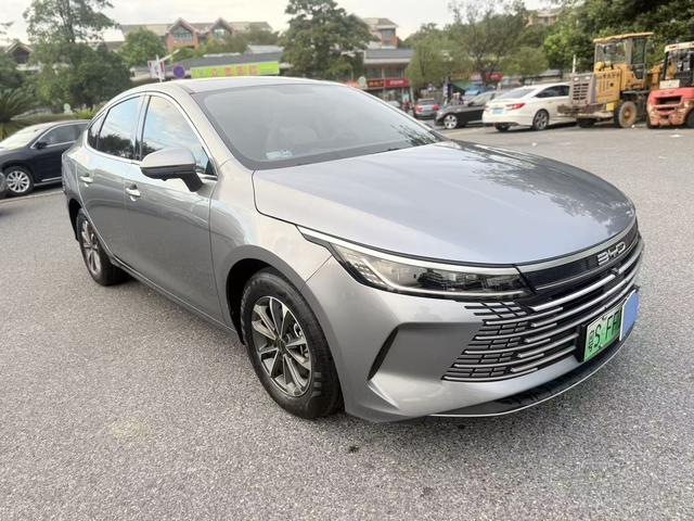 BYD Destroyer 05 2023 DM-i Champion Edition 55KM Luxury Version d'occasion certifiée