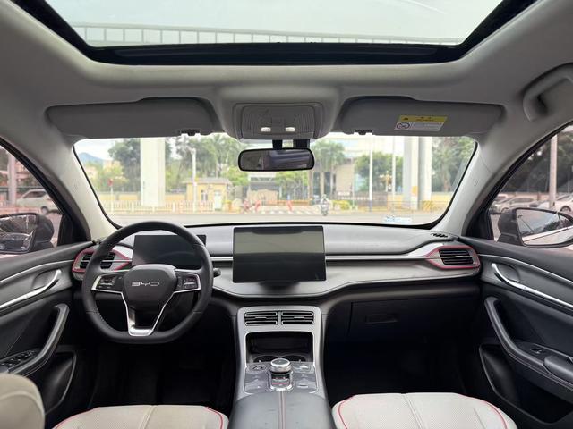 BYD Destroyer 05 2023 DM-i Champion Edition 55KM Luxury Version d'occasion certifiée