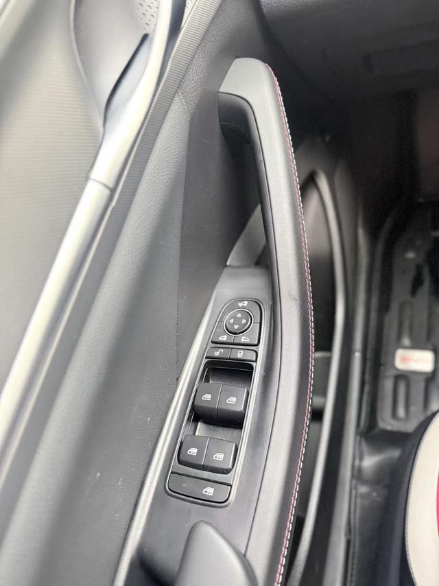 BYD Destroyer 05 2023 DM-i Champion Edition 55KM Luxury Version d'occasion certifiée