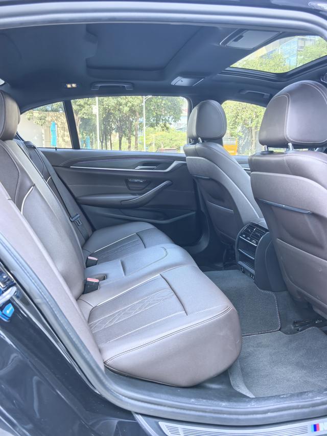 Certificated Used BMW 5 Series PHEV 2022 535Le M Sport Package