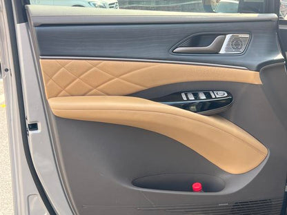 Certificated Used Denza D9 DM 2022 Edition 970 Four-wheel Drive Honor Version