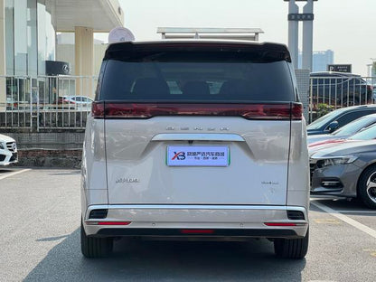 Certificated Used Denza D9 DM 2022 Edition 970 Four-wheel Drive Honor Version