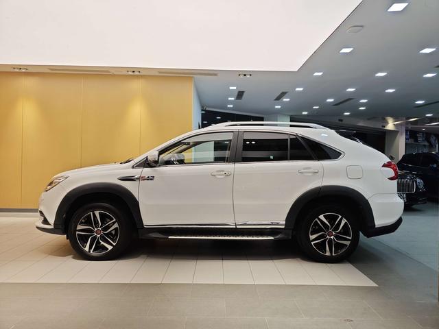 Certificated Used BYD Tang DM 2015 Edition DM 2.0T 4WD Flagship Model