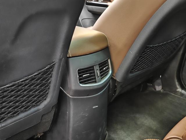 Certificated Used BYD Tang DM 2015 Edition DM 2.0T 4WD Flagship Model