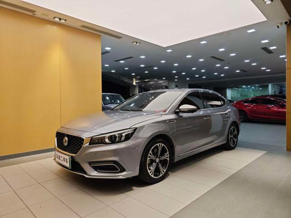 MG6 PHEV d'occasion certifiée, édition 2018, 45T E-Drive, version hybride intelligente avec pilote et connexion Internet.