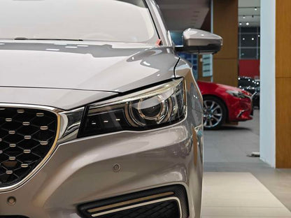 MG6 PHEV d'occasion certifiée, édition 2018, 45T E-Drive, version hybride intelligente avec pilote et connexion Internet.